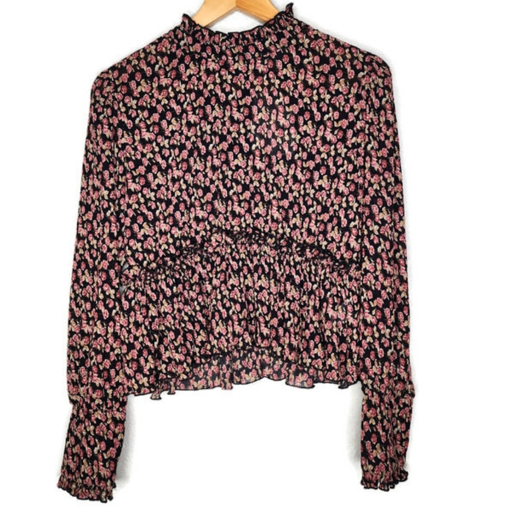 Cistar New York Floral Pleated Top Size  M New With Tags